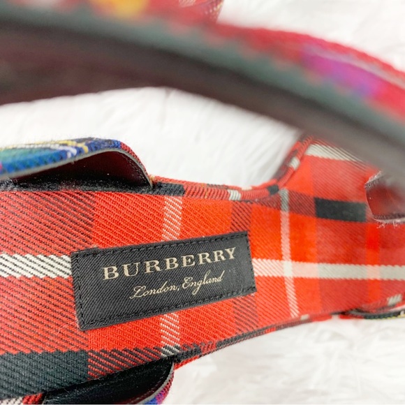 Burberry Red Checkered Canvas T Strap Sandals Tartan Wool Cone-heel Size 35.5 - Picture 10 of 12